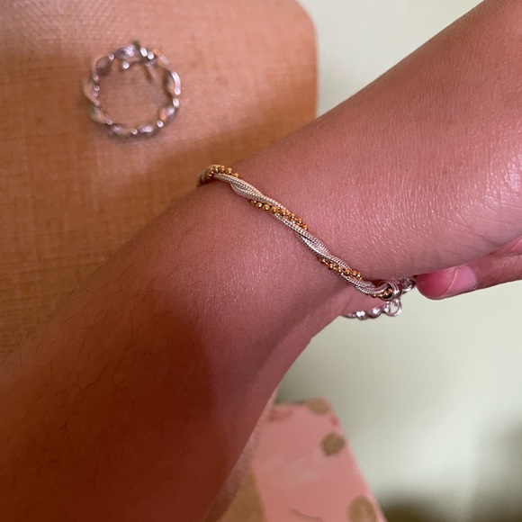 Elegant Silver and Gold Bracelet and silver bow brooch - Picture 8 of 9